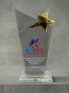 KOMED Yönetimi Plaketi